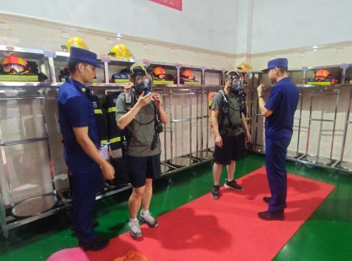 正壓式空氣呼吸器使用.png